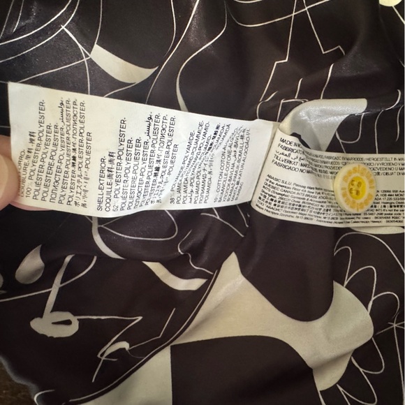 Desigual X Christian Lacroix Women’s yellow Colorful button woven Coat Sz 40 (M) - Picture 8 of 8